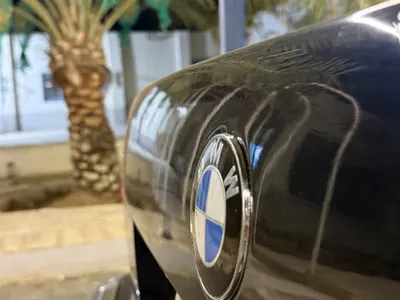 1999 بي ام دبليو الفئة السابعة 750 إل أي