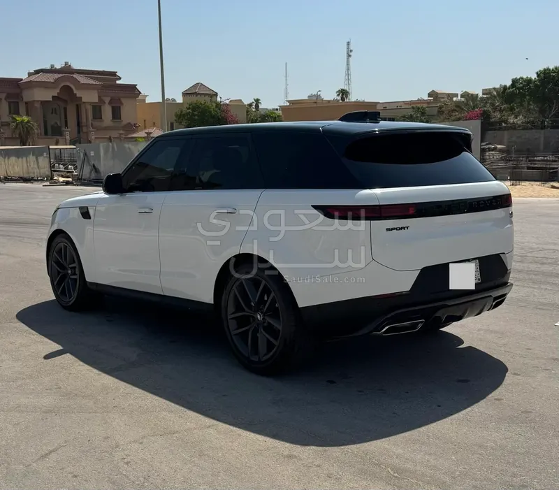 2023 لاند روفر رينج روفر سبورت اتش اس اي