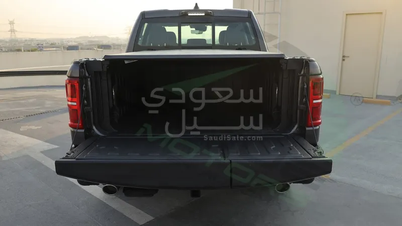 2026 دودج رام 1500 لونج هورن