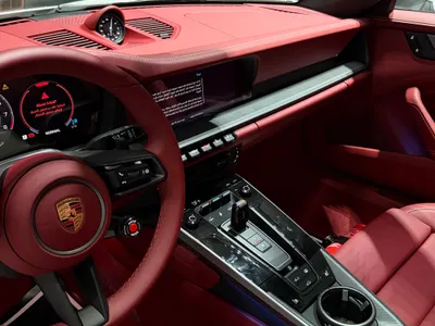 2026 بورش 911 كاريرا