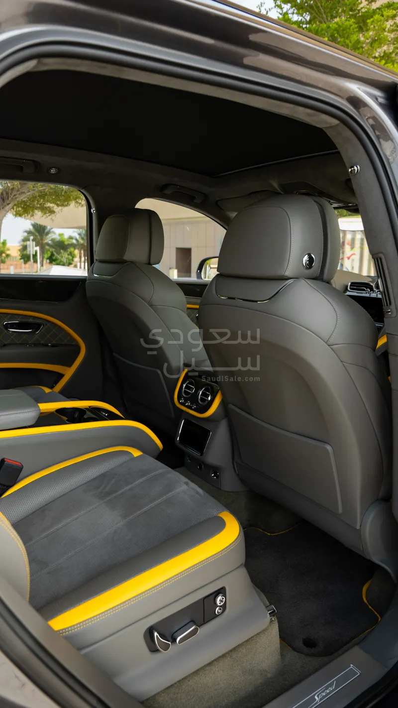 2021 بنتلي بنتايجا سبيد