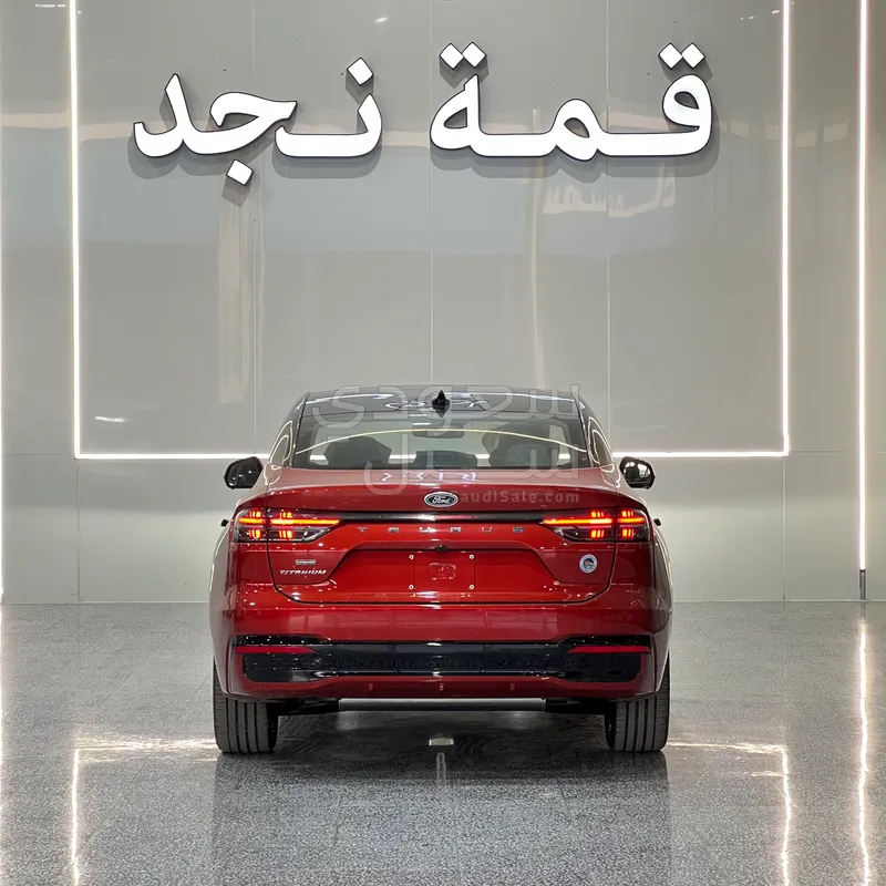 2026 فورد توروس تايتينيوم