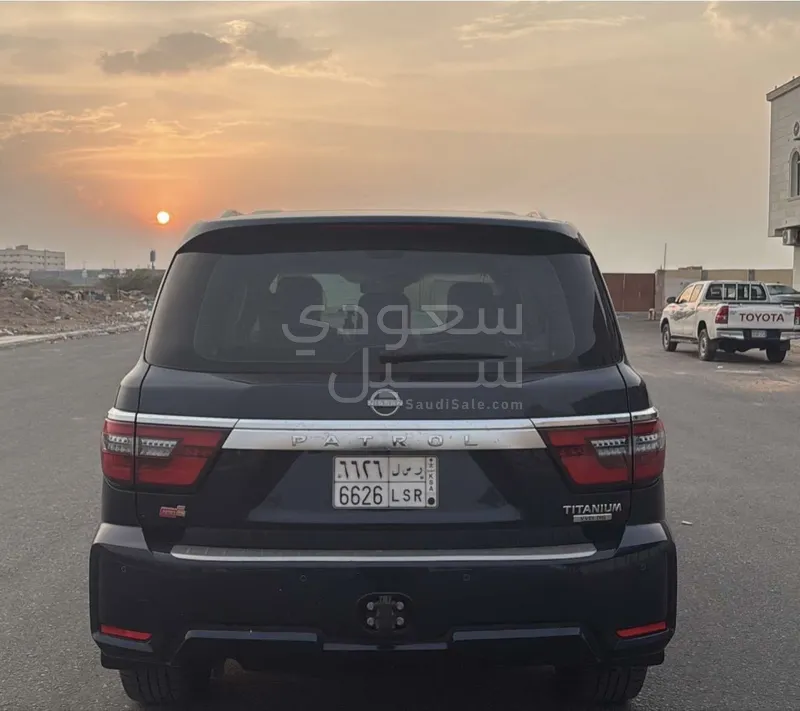 2023 نيسان باترول تيتانيوم
