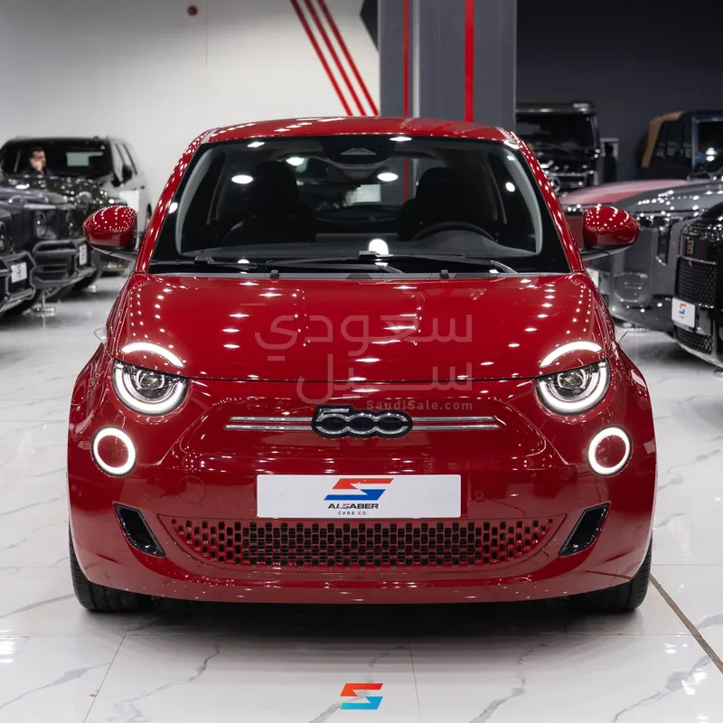 2025 فيات 500
