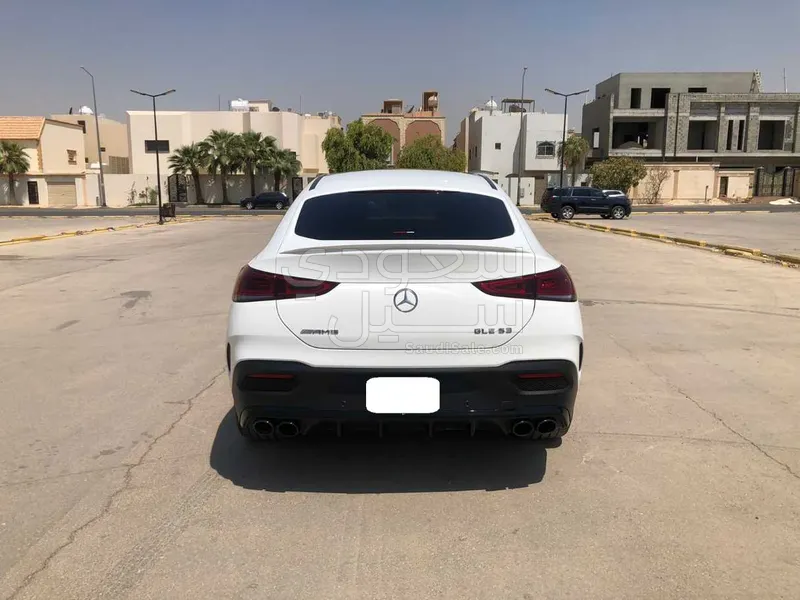 2021 مرسيدس - بنز جي إل إي 53 أي إم جي