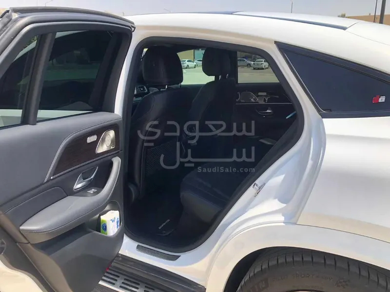2021 مرسيدس - بنز جي إل إي 53 أي إم جي