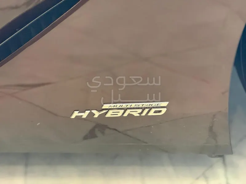 2017 لكزس إل سي 500