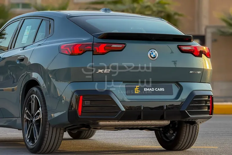 2027 بي ام دبليو الفئة اكس 2