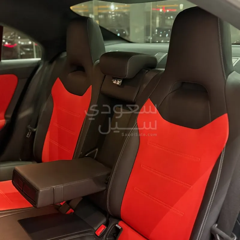 2025 مرسيدس - بنز سي إل أي 200