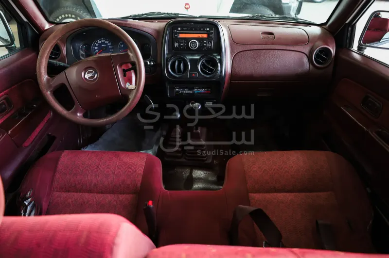 2013 نيسان داتسون غمارتين