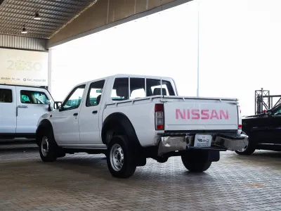 2013 نيسان داتسون غمارتين