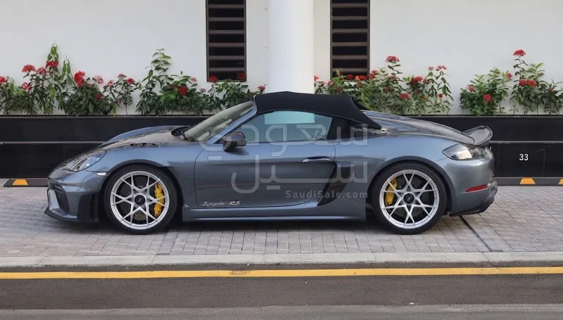 2025 بورش 718 سبايدر ار اس