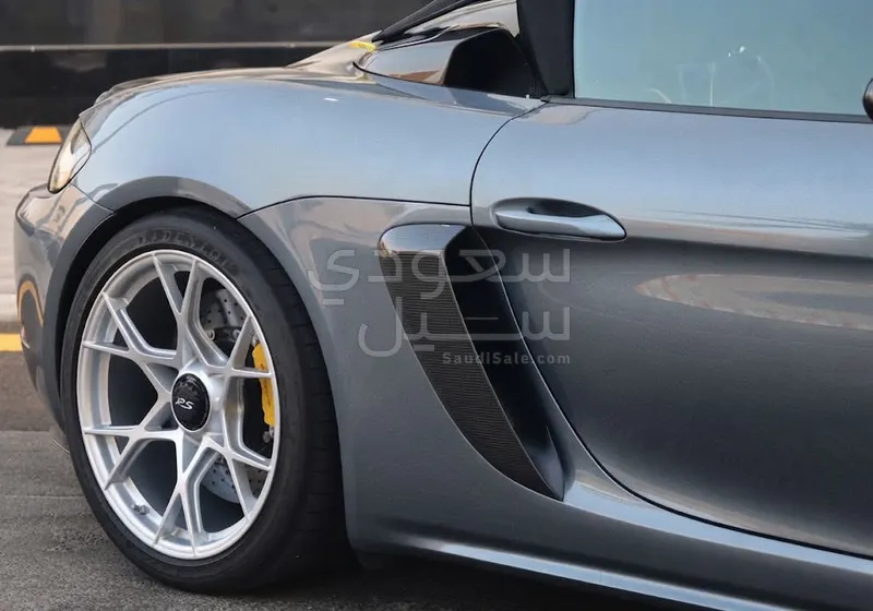 2025 بورش 718 سبايدر ار اس