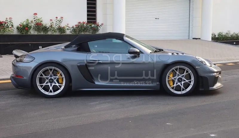 2025 بورش 718 سبايدر ار اس
