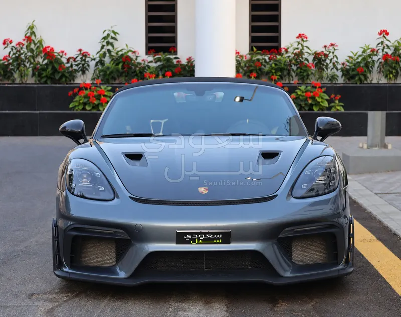 2025 بورش 718 سبايدر ار اس