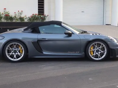 2025 بورش 718 سبايدر ار اس