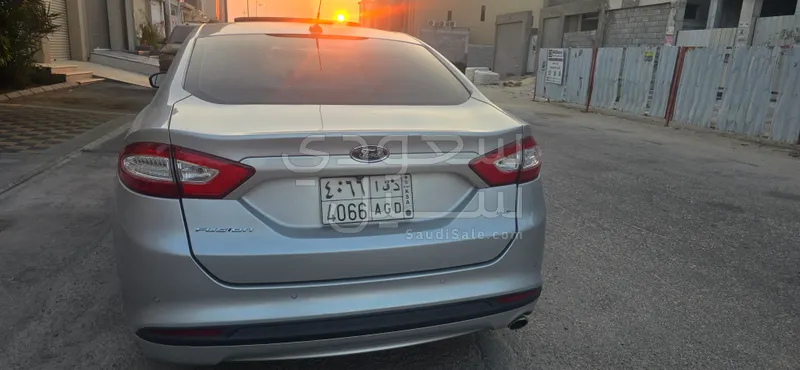 2014 فورد فيوجن