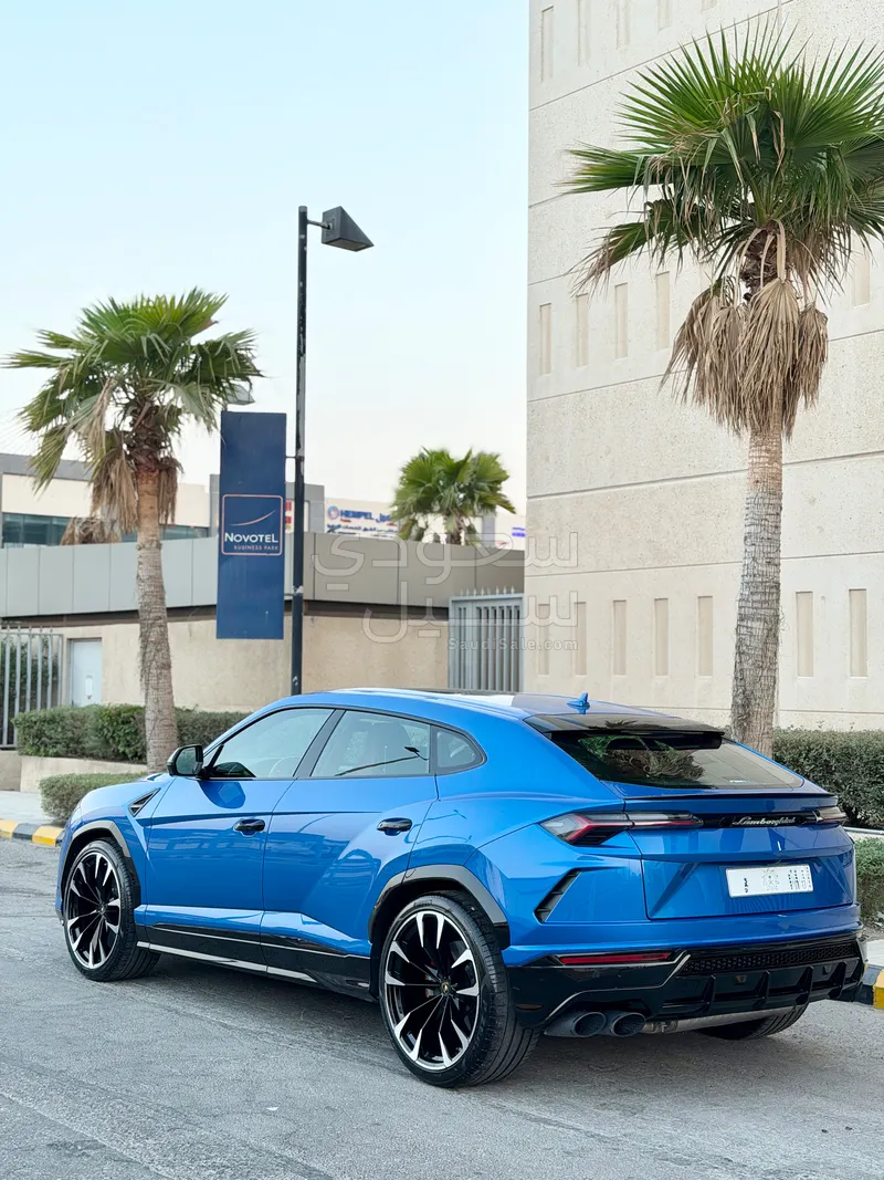 2020 لمبرجيني اوروس
