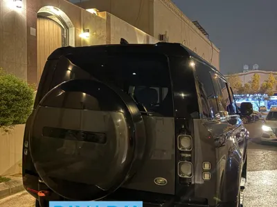 2023 لاند روفر ديفيندر اكس 110