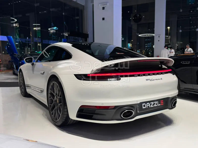 2024 بورش 911 كاريرا اس