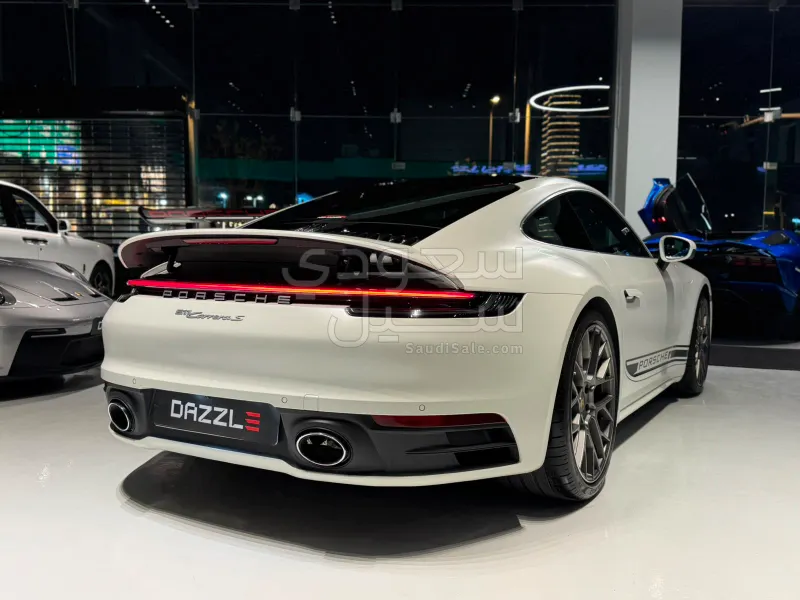 2024 بورش 911 كاريرا اس