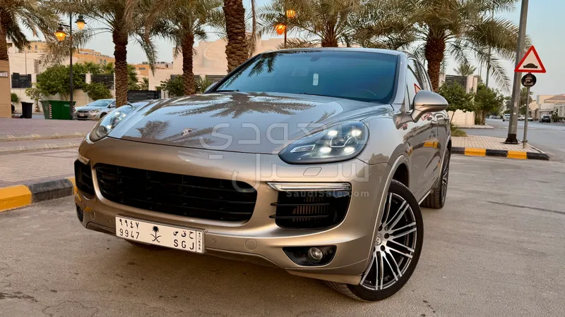 2015 بورش كايين اس