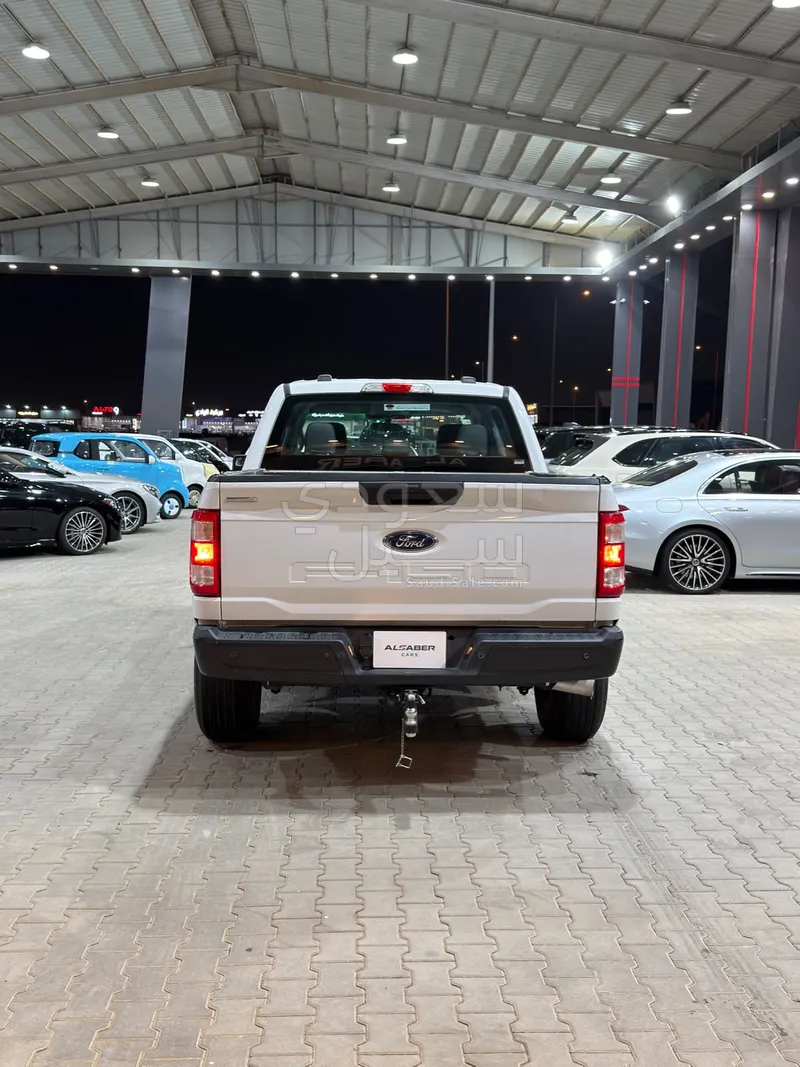 2021 فورد اف 150