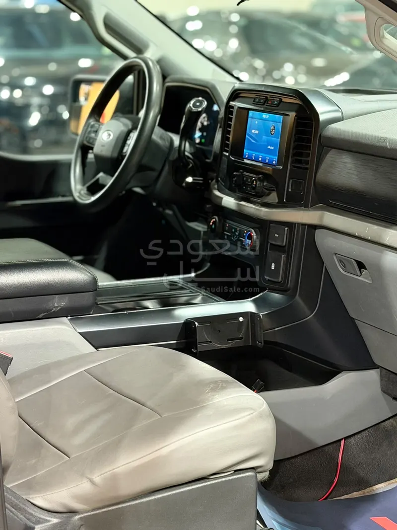 2021 فورد اف 150