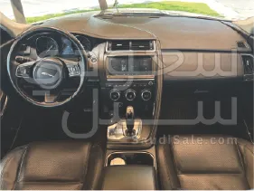 2020 جاكوار اي-بيس
