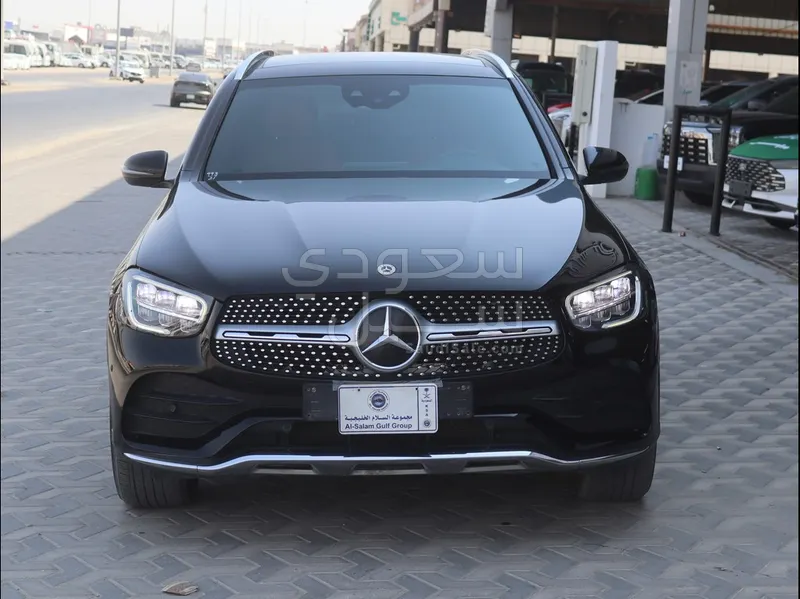 2021 مرسيدس - بنز جي إل سي 200
