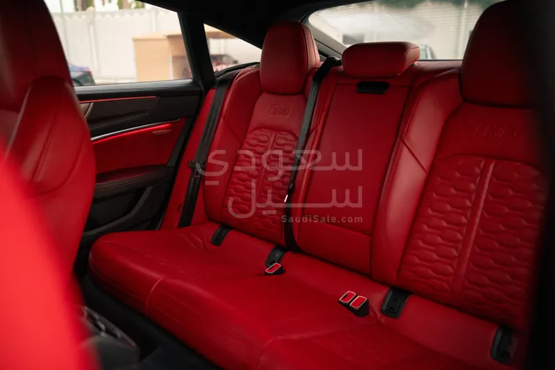 2021 اودي ار اس 7