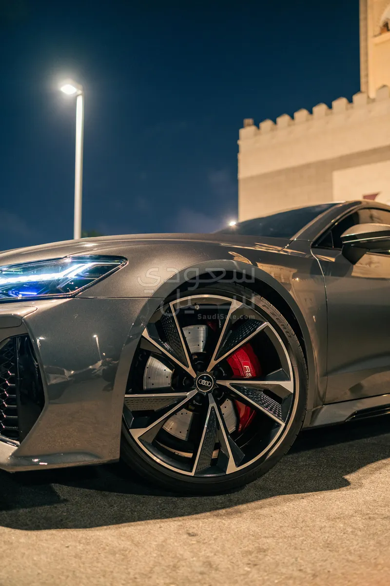 2021 اودي ار اس 7