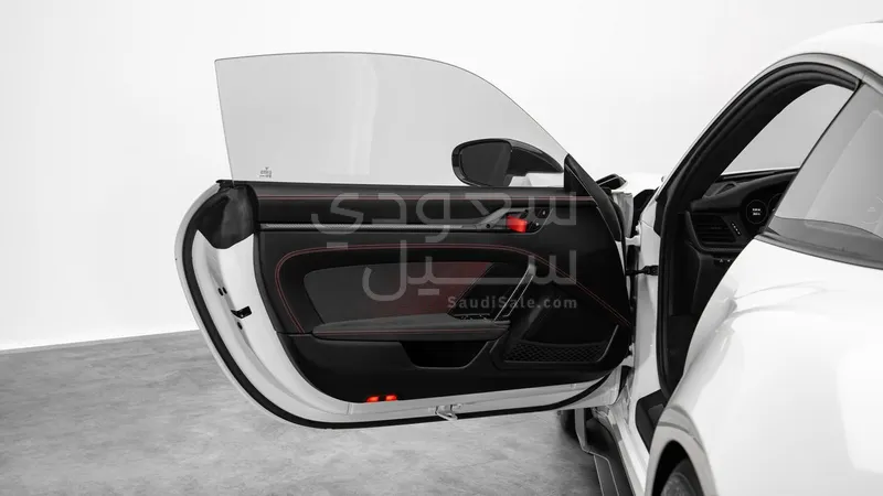 2025 بورش 911 جي تي 3 ار اس