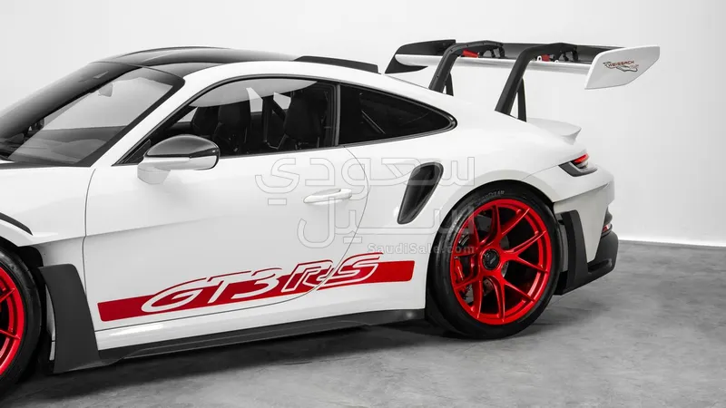 2025 بورش 911 جي تي 3 ار اس