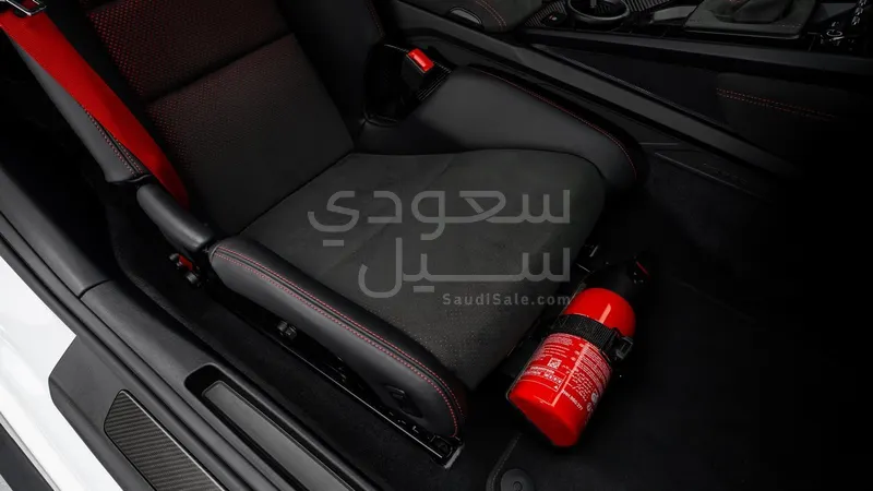 2025 بورش 911 جي تي 3 ار اس