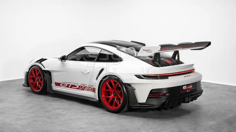 2025 بورش 911 جي تي 3 ار اس