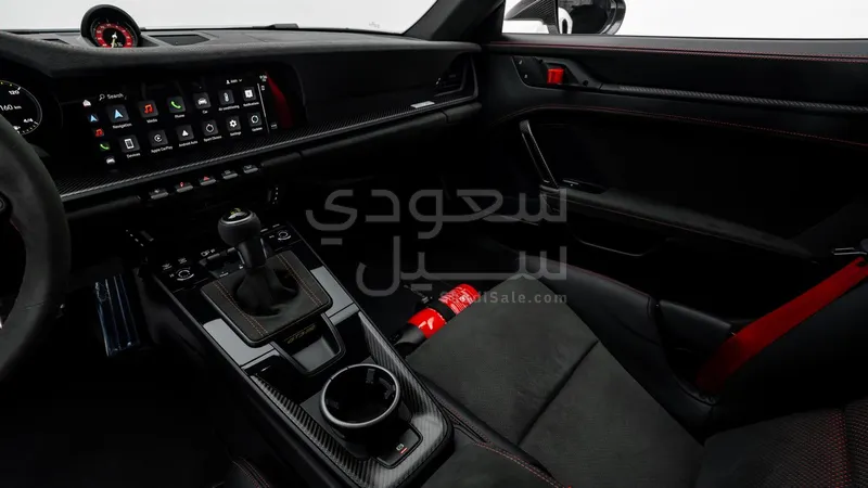 2025 بورش 911 جي تي 3 ار اس