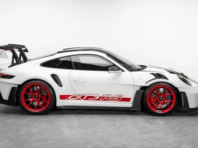 2025 بورش 911 جي تي 3 ار اس