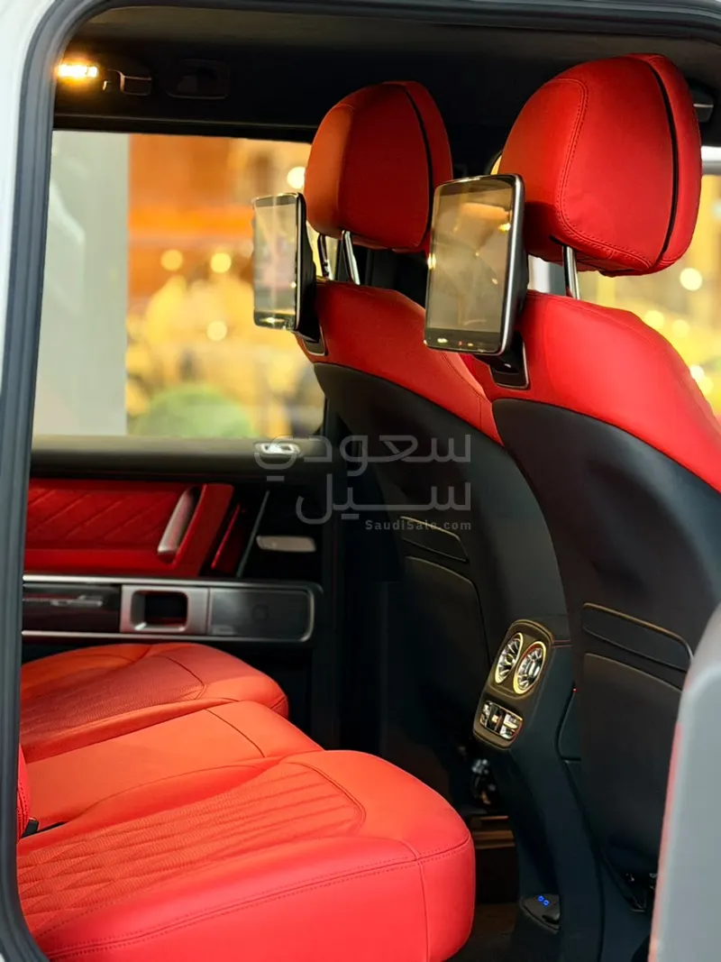 2025 مرسيدس - بنز جي 63 أي إم جي