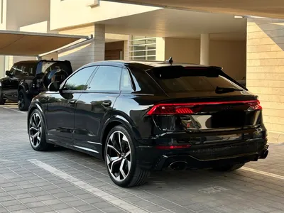 2022 اودي ار اس كيو 8