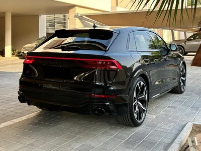 2022 اودي ار اس كيو 8