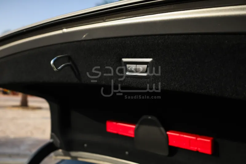 2023 بي ام دبليو الفئة السابعة 735أي