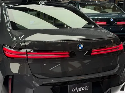 2027 بي ام دبليو الفئة السابعة 735أي