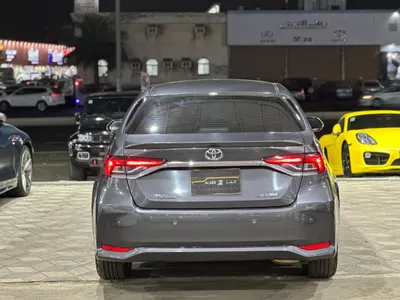 2025 تويوتا كورولا