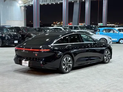 2027 فور ثينج اس٧ ريف