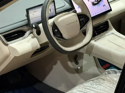 2027 فور ثينج اس٧ ريف