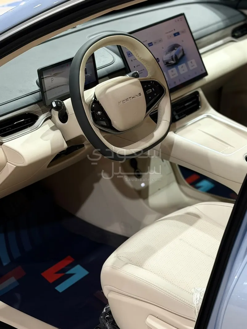 2027 فور ثينج اس٧ ريف