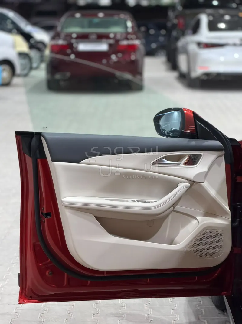 2027 فور ثينج اس٧ ريف