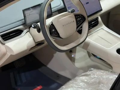 2027 فور ثينج اس٧ ريف