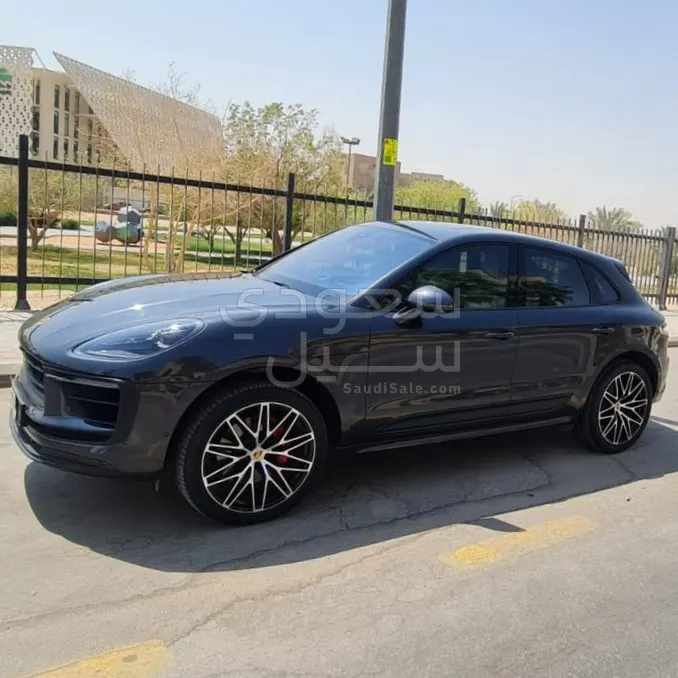 2024 بورش ماكان اس